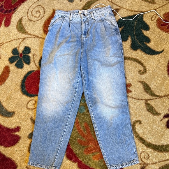 We the free boyfriend pleated high waisted Stylish Blue Denim Jeans - Picture 1 of 8